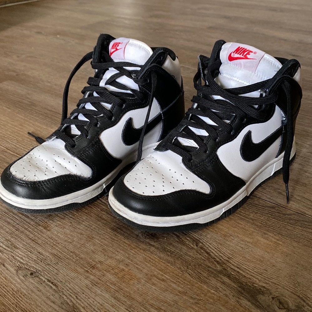 DUNK HIGH Black/White Panda - Size 6